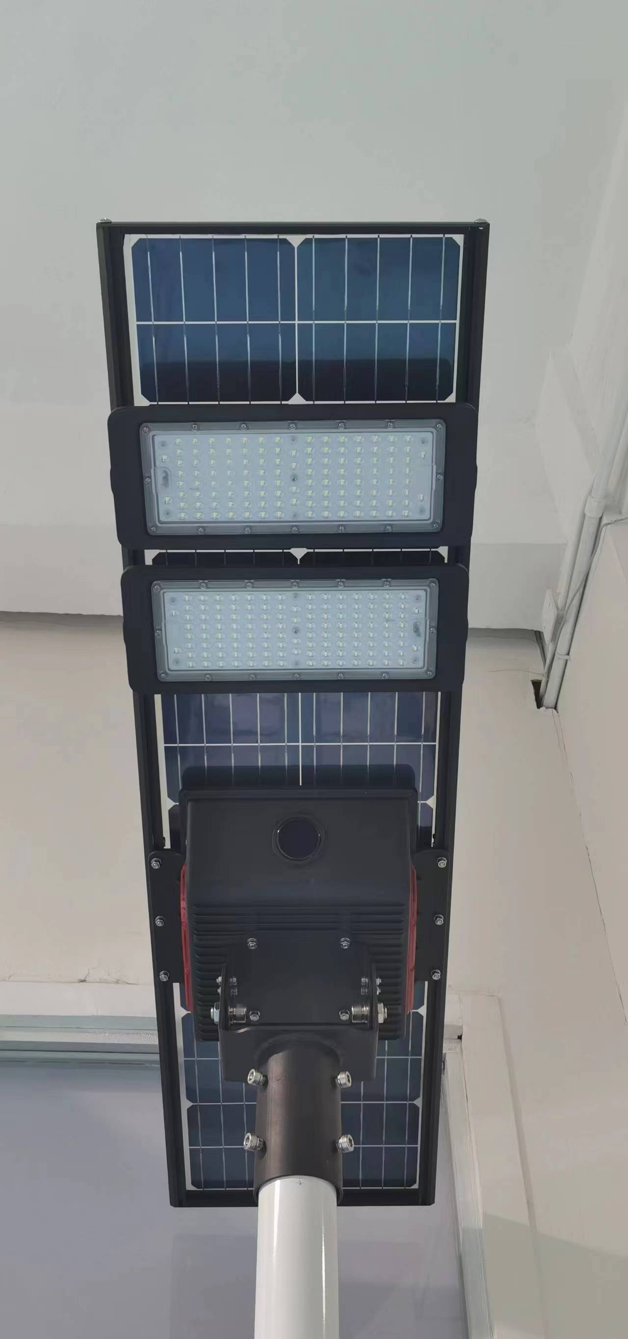 New Design Outdoor Solar Panel High Lumen Tennis Court Light 30w 100w Led Street Light Module